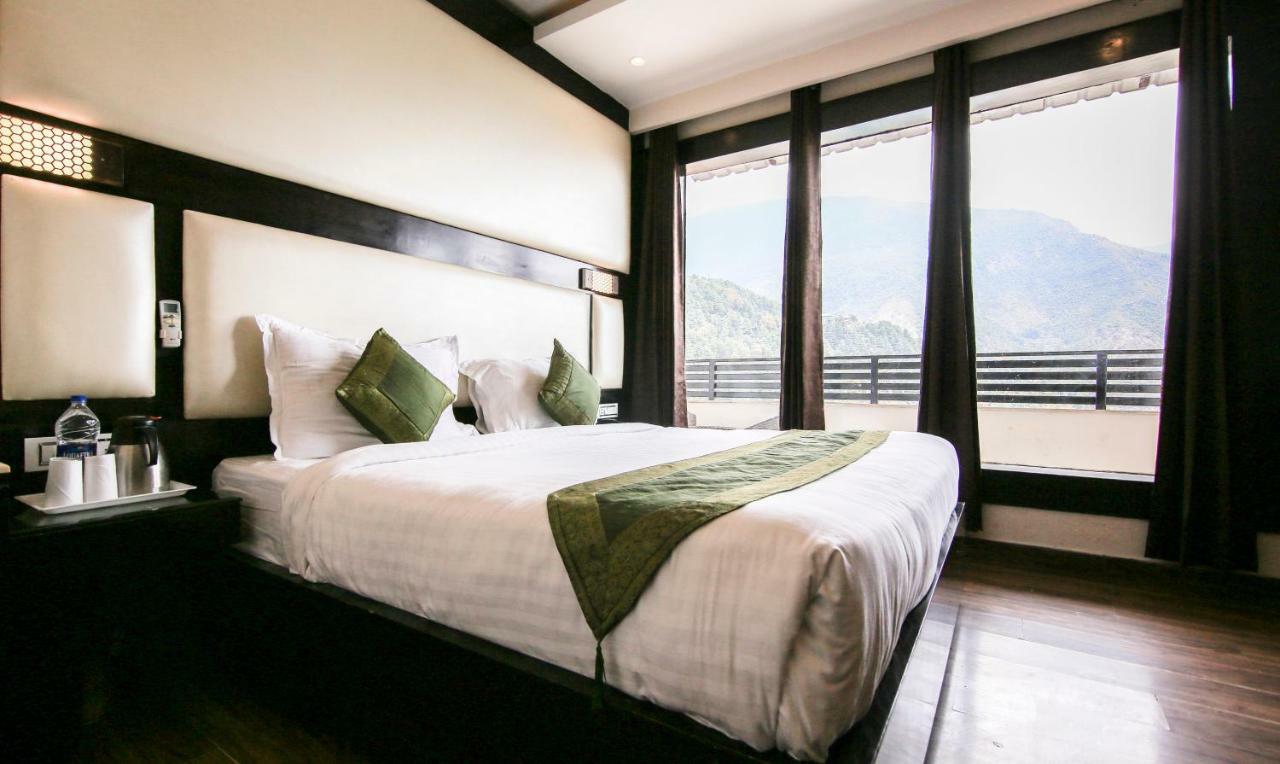Lavish Inn Dharamsala Zewnętrze zdjęcie